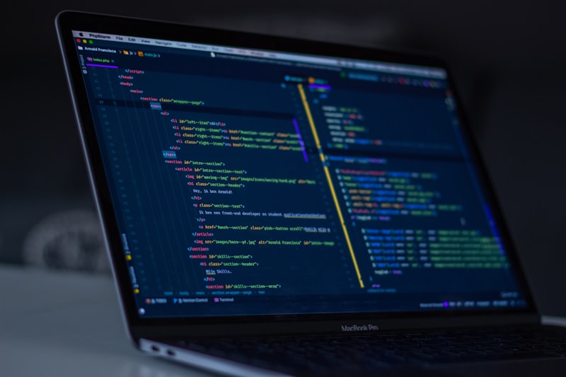 Choosing Linux or Windows Server for a VPS